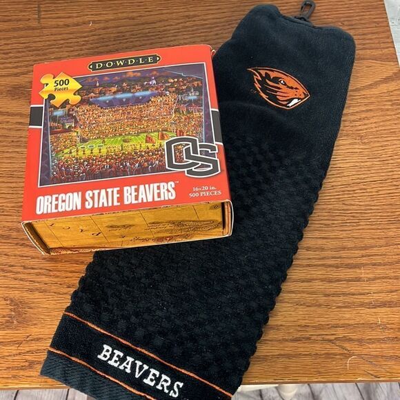 Oregon State Beavers 500 piece Puzzle & Golf Towel - Picture 1 of 9